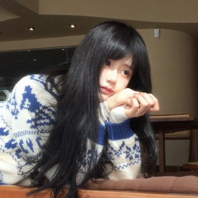 商谍